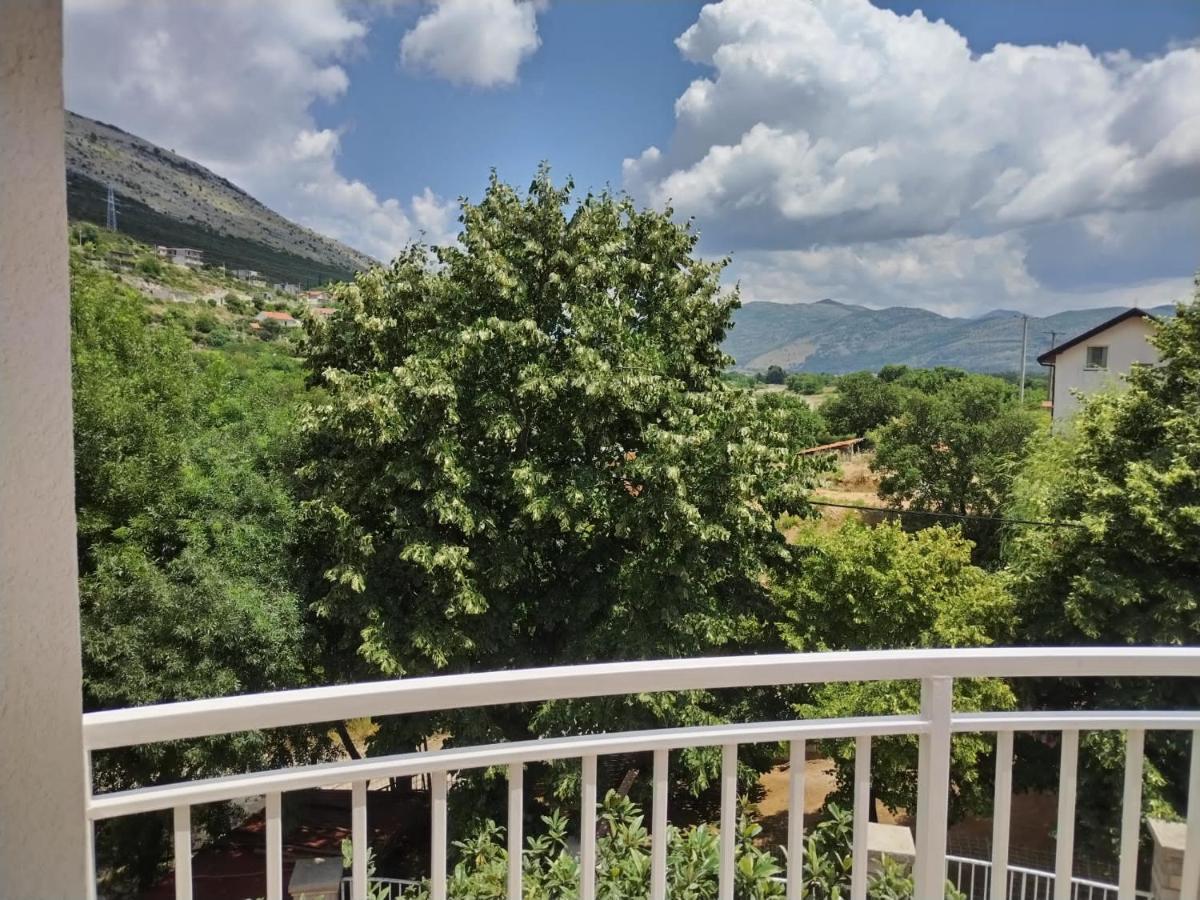 River Side Trebinje Hotell Eksteriør bilde